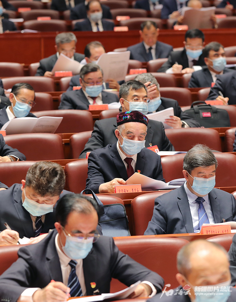 自治區(qū)黨委十屆三次全會(huì)召開